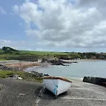 Seaview Retreat - Sauna & Ice Bath