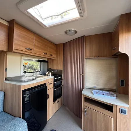 Seaview Retreat & Sauna At An Acre By The Sea Feriehus *