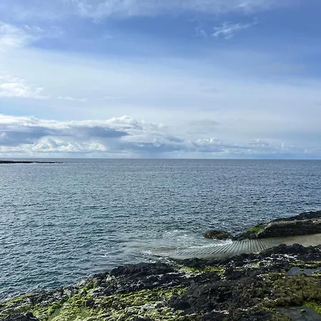 Seaview Retreat *