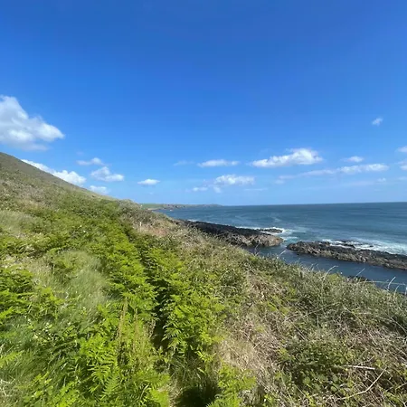 Seaview Retreat & Sauna At An Acre By The Sea