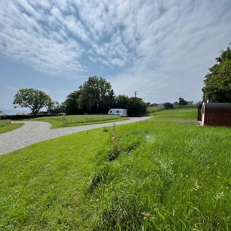 Seaview Retreat & Sauna At An Acre By The Sea *