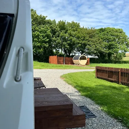 Сasa de vacaciones Seaview Retreat & Sauna At An Acre By The Sea *