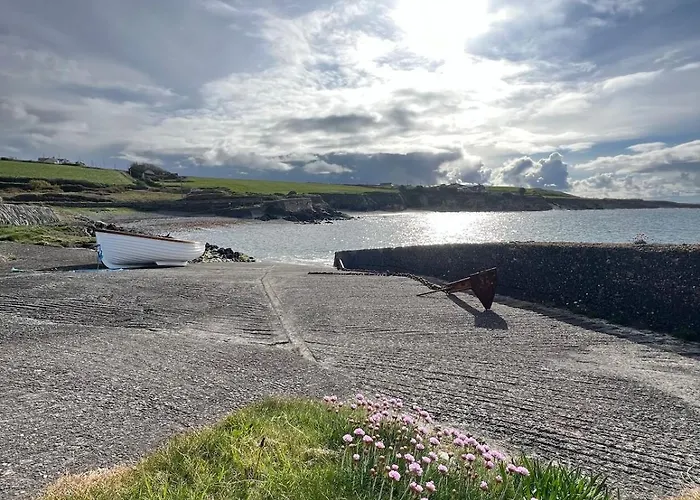 Seaview Retreat & Sauna At An Acre By The Sea *