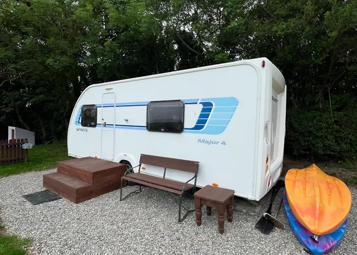 Seaview Retreat & Sauna At An Acre By The Sea