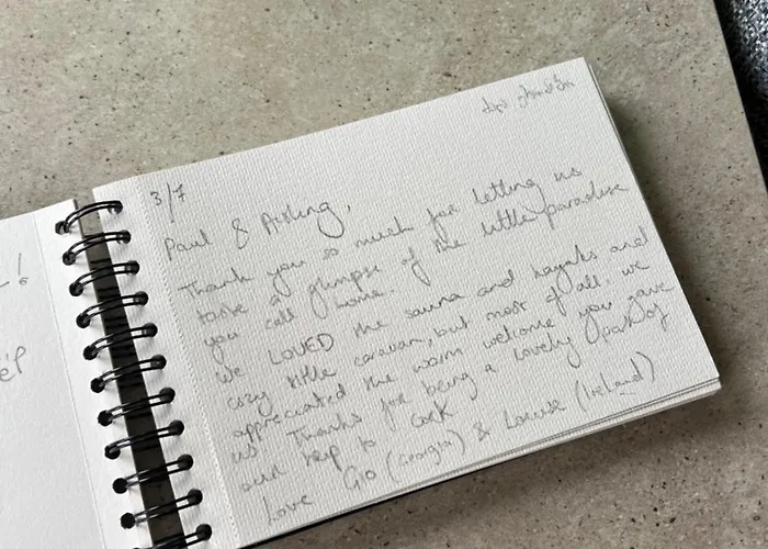 Seaview Retreat & Sauna At An Acre By The Sea בית נופש קלונקילטי