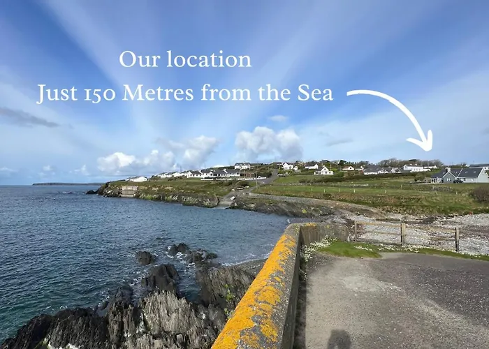 בית נופש Seaview Retreat & Sauna At An Acre By The Sea *